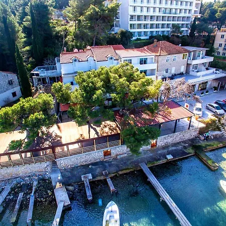 Boras 2 Cavtat